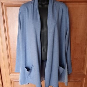 New without tags: LOGO Topper